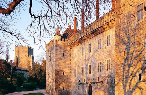 castelo_e_paco_duques