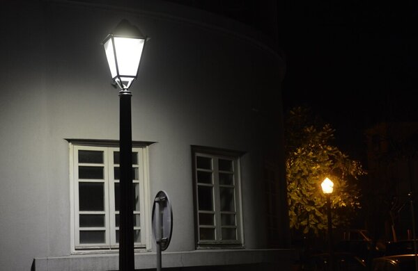 candeeiros_led_1571_1_1024_2500