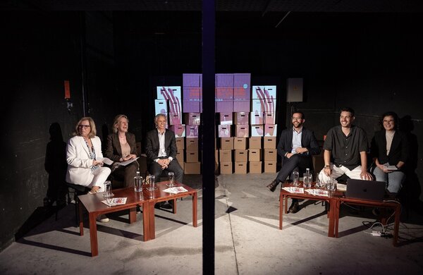 2024_06_19_vaudeville_rendez_vous_apresentcao_teatro_da_didascalia_quadrilater__1_