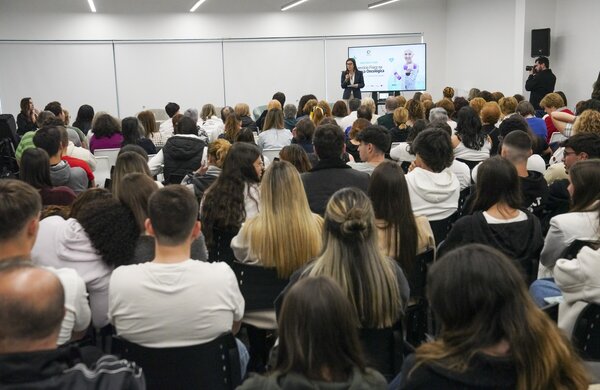 2024_10_30_conferencia_exercicio_fisico_e_doenca_oncologica___paula_oliveira__cmguimaraes_paulo_p...