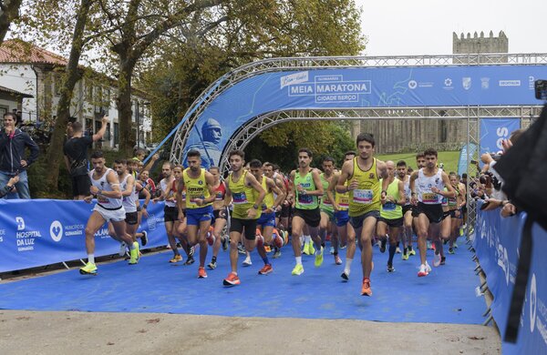 2024_10_05_meia_maratona_cidade_berci_o_centro_da_cidade_nelson_felgueiras_cmguimaraes_francisco_...