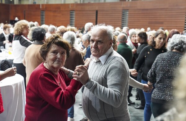 2024_01_07_almoco_do_cartao_do_idoso___fraterna_domingos_braganca__cmguimaraes_paulo_pacheco_24195