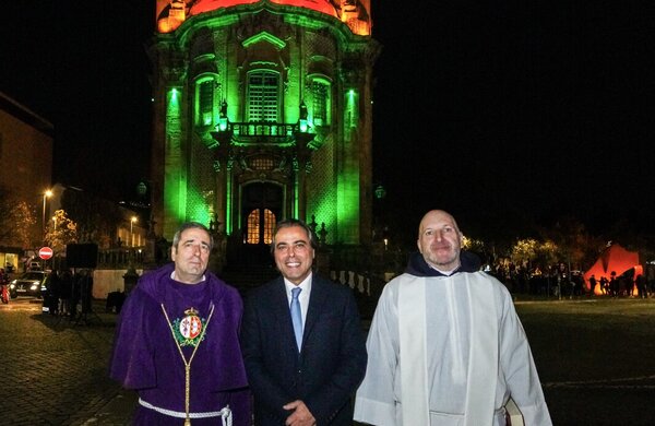 2025_11_28_inauguracao_do_sistema_iluminacao_da_igreja_dos_santos_passos_cmguimaraes_paulo_pachec...