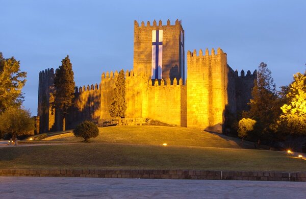 castelo_noite_junho
