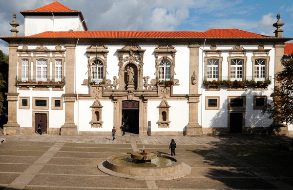 fachada_cmg_mach2