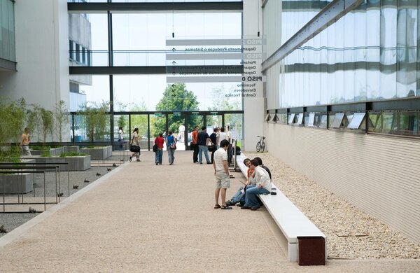 campus_de_azur_m__guimar_es