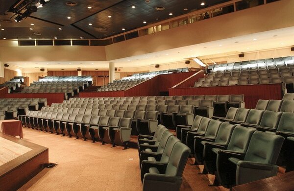 auditorio_um_9109_1_690_690