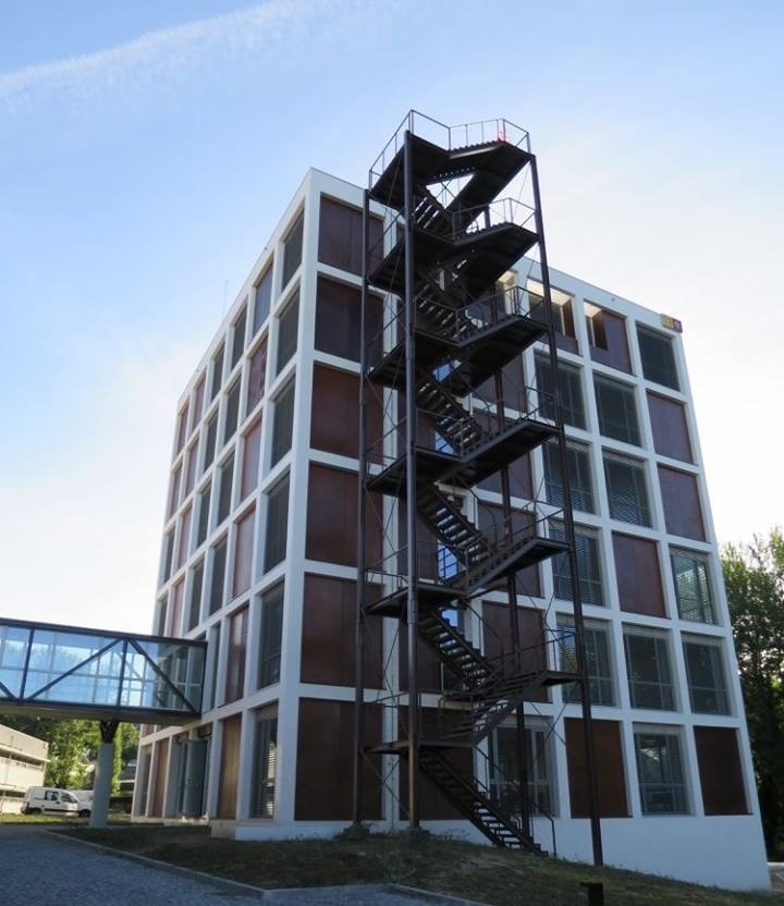 biblioteca_da_uminho_em_guimar_es