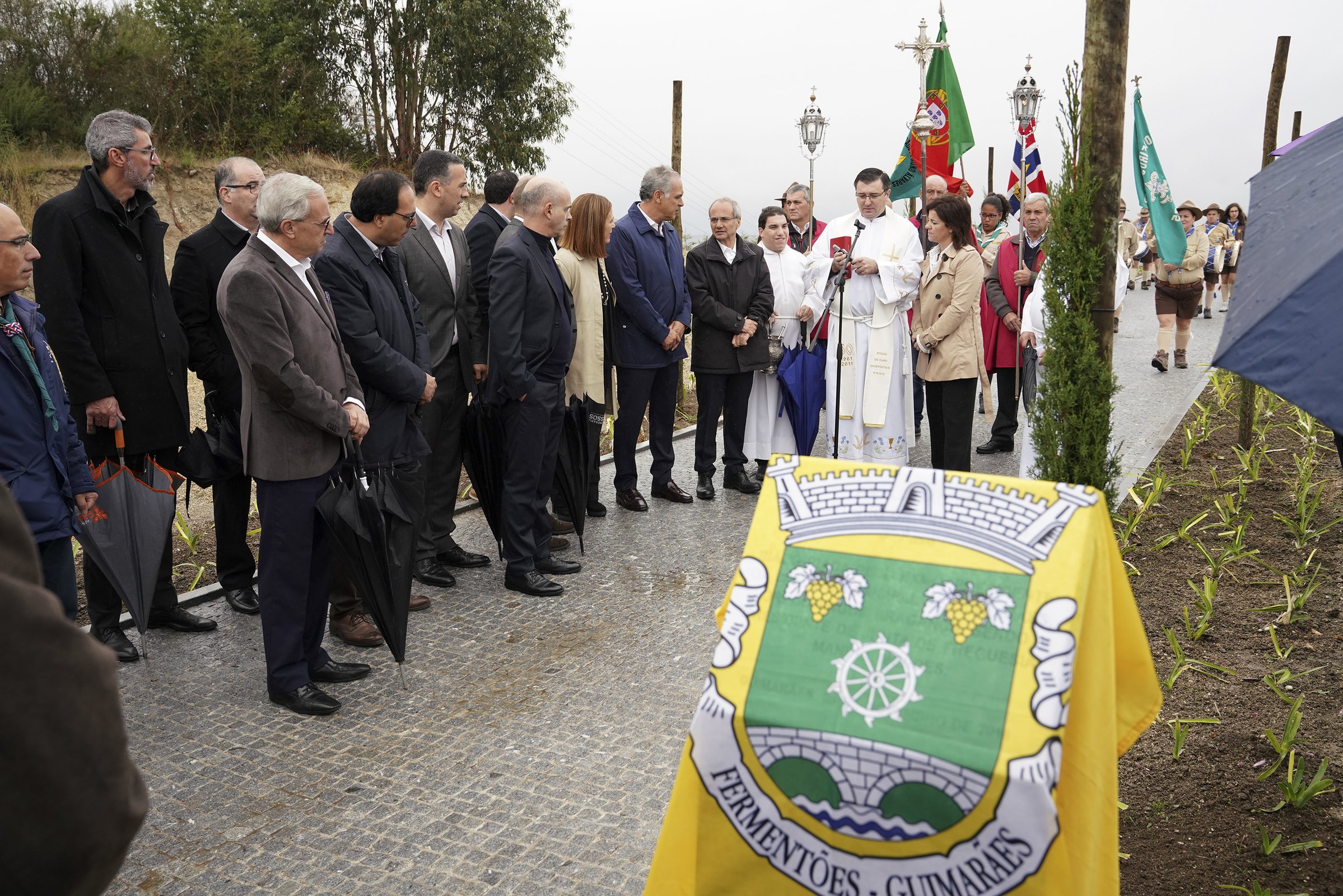 inaug_3fase_cemiterio_fementoes_18c00509_jpg18c00445