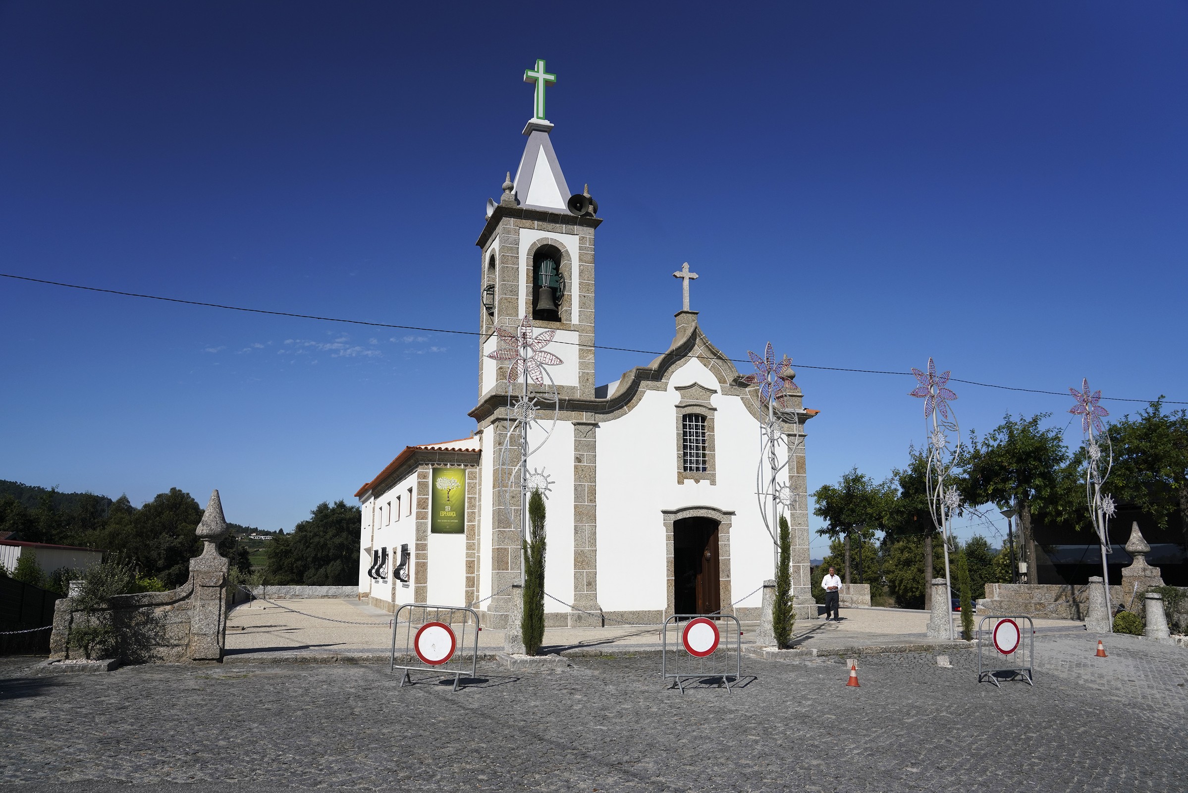 inaug_cap_mortuaria_cand_s_tiago19c06242