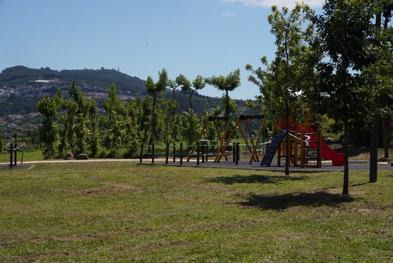 foto_parquelazercorredoura1