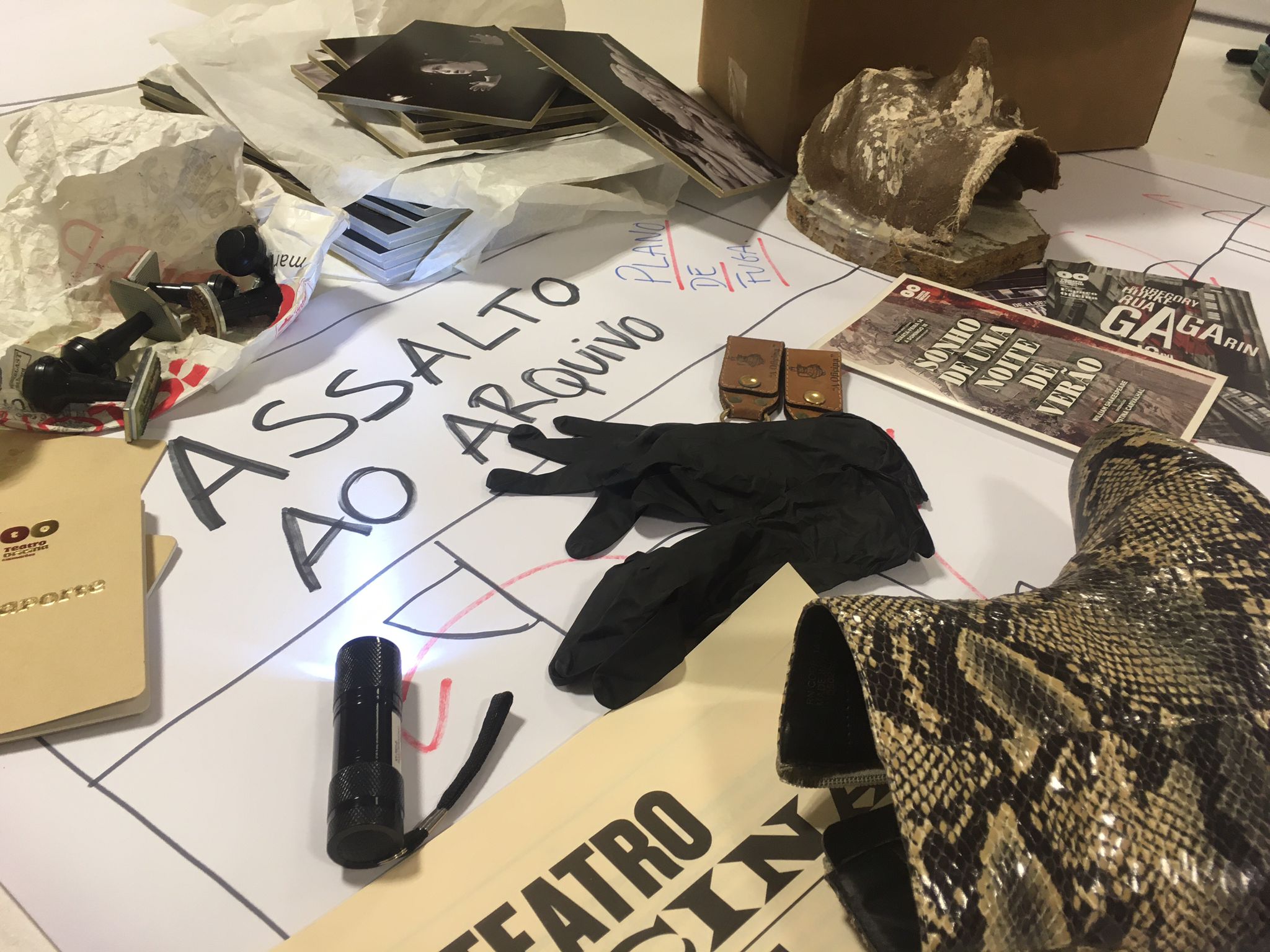 eo_teatro_oficina_assalto_ao_arquivo