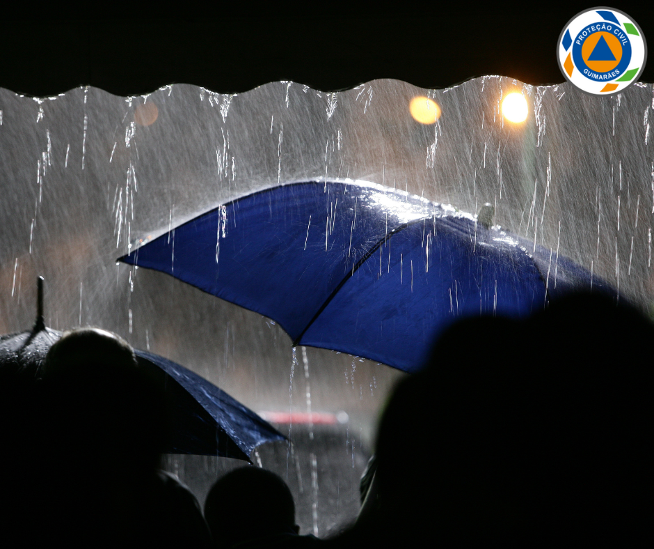 chuva_fora_das_janelas_da_vila_1321_908