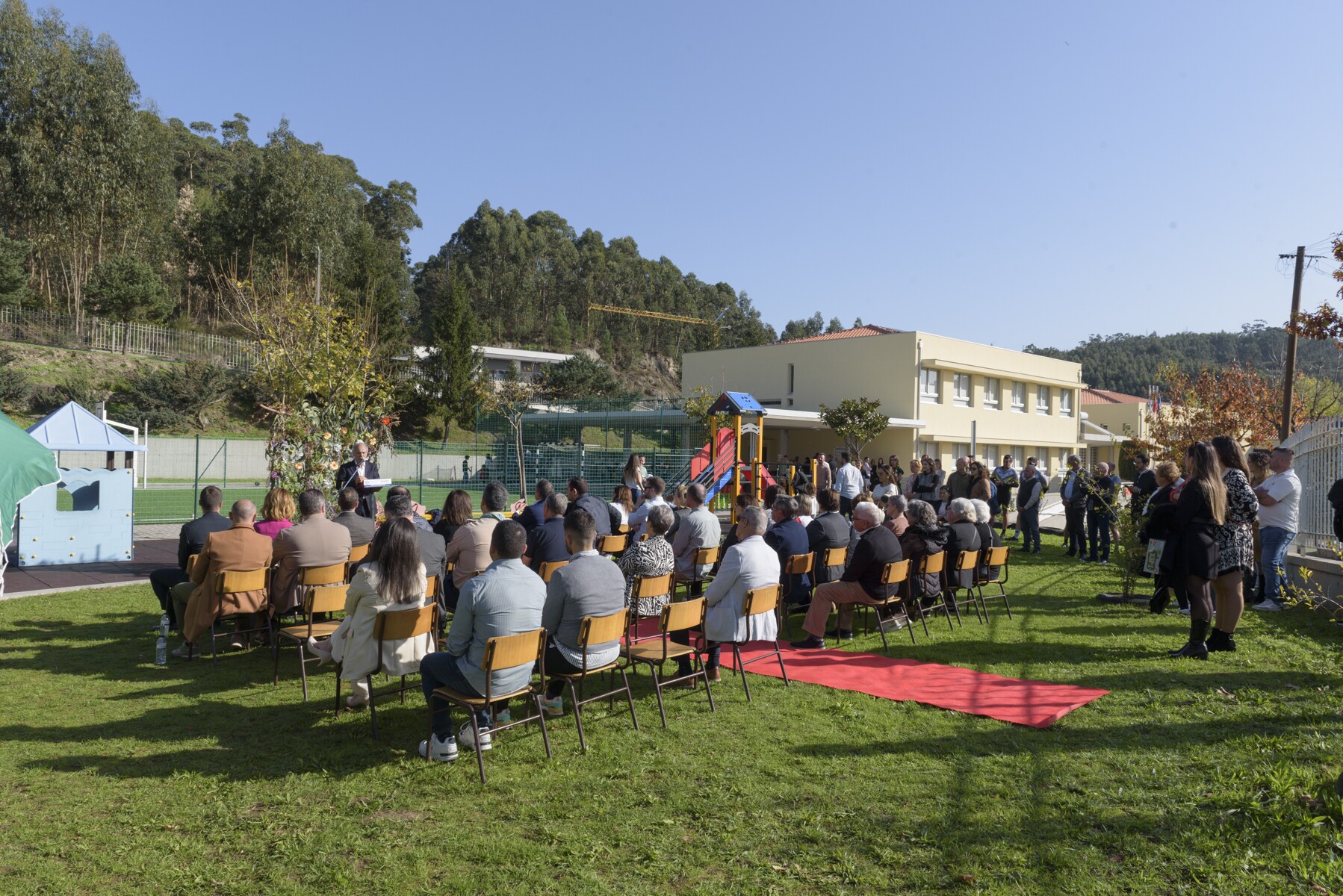 2024_11_17_inauguraci_aio_requalificaci_aio_escola_eb1_j1_de_deserto_e_campo_de_jogos_uf_prazins_...
