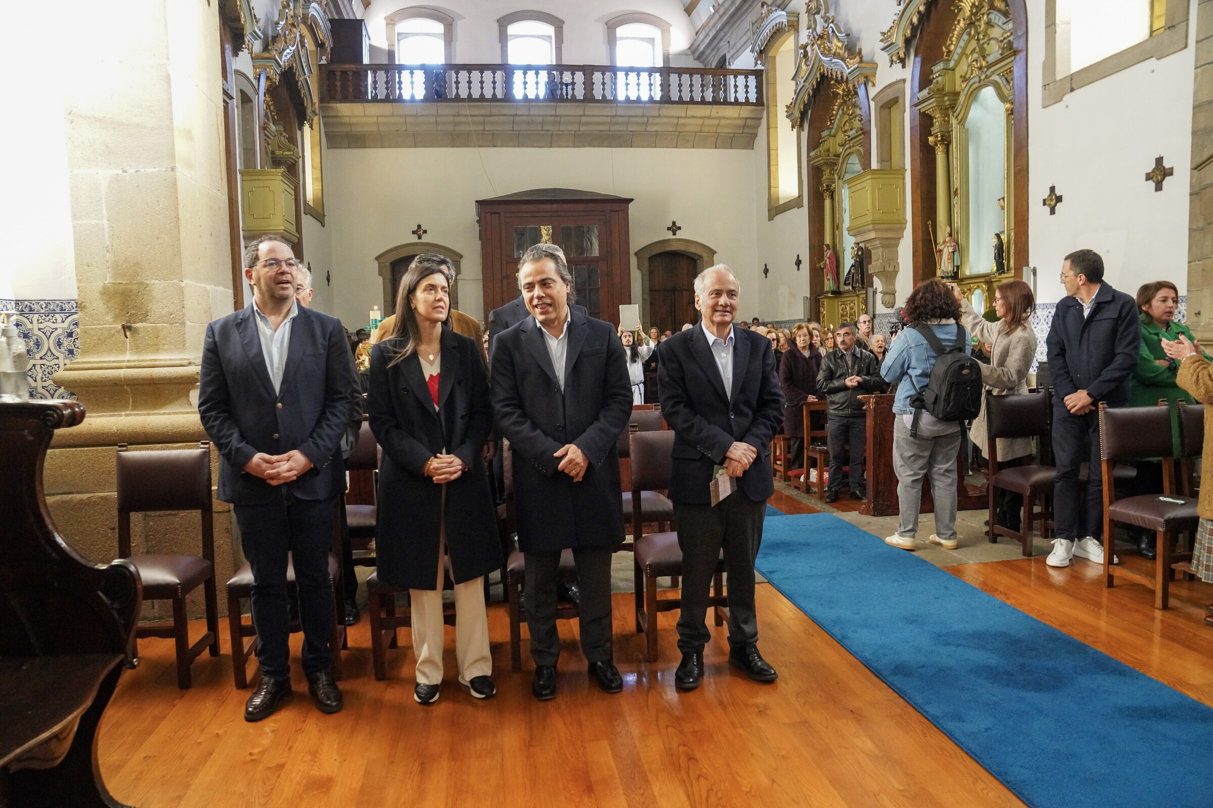 2024_12_22_basilica_sao_pedro___restabelecimento_do_funcionamento_do_relogio_e_dos_sinos_e_eucari...