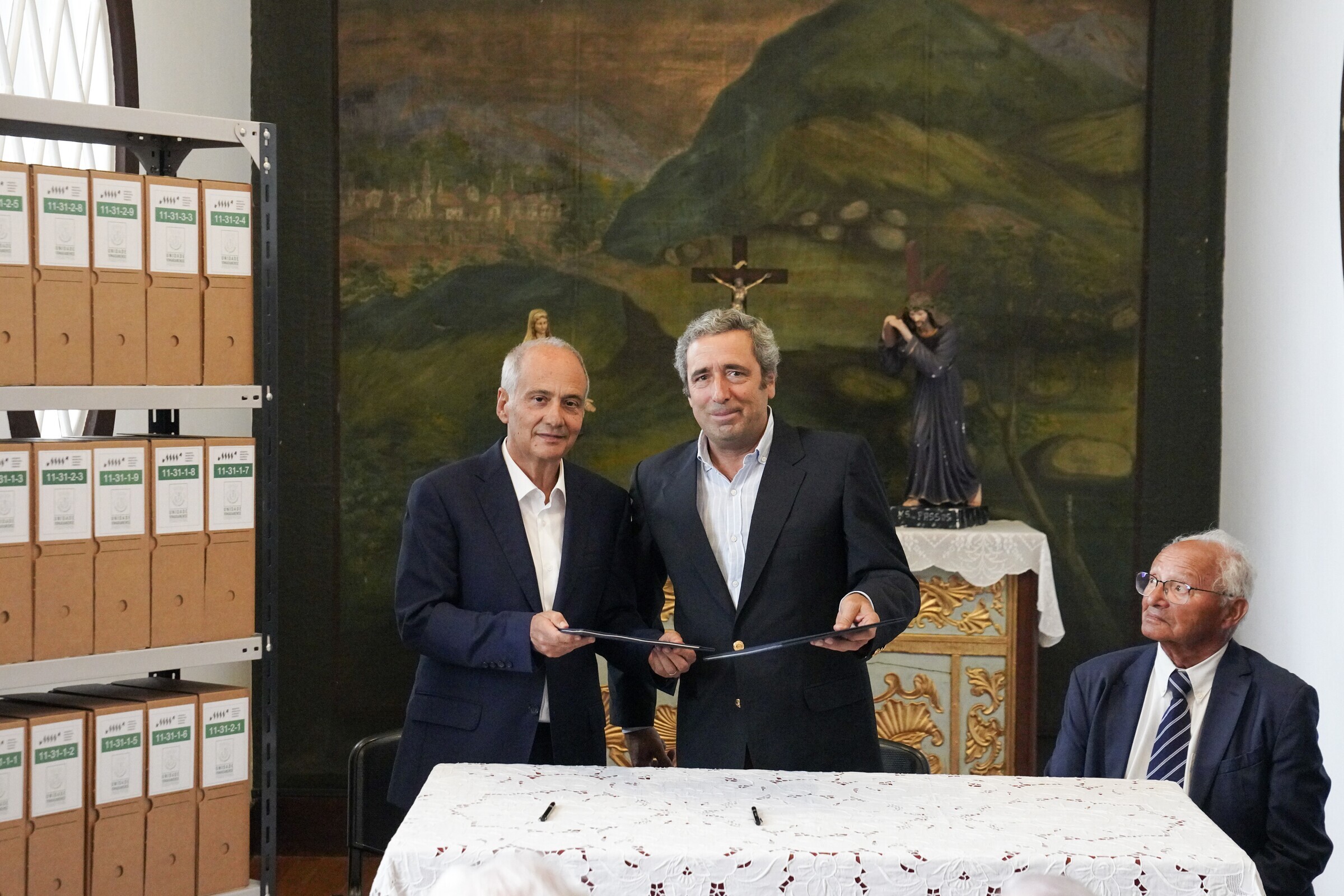 2025_09_20_cerimonia_entrega_publica___espolio_da_unidade_vimaranense_ao_arquivo_municipal__cmgui...