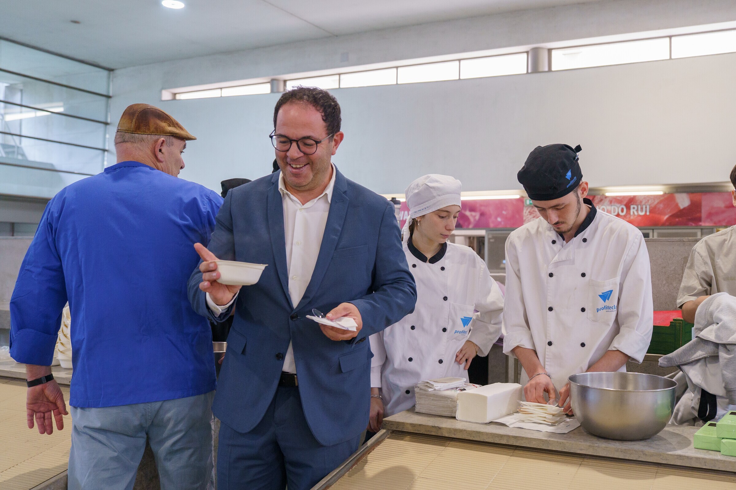 2025_10_16_apresentacao_do_programa_3_mostra_de_caldos_sopas_e_papas_mercado_municipal_cmguimarae...