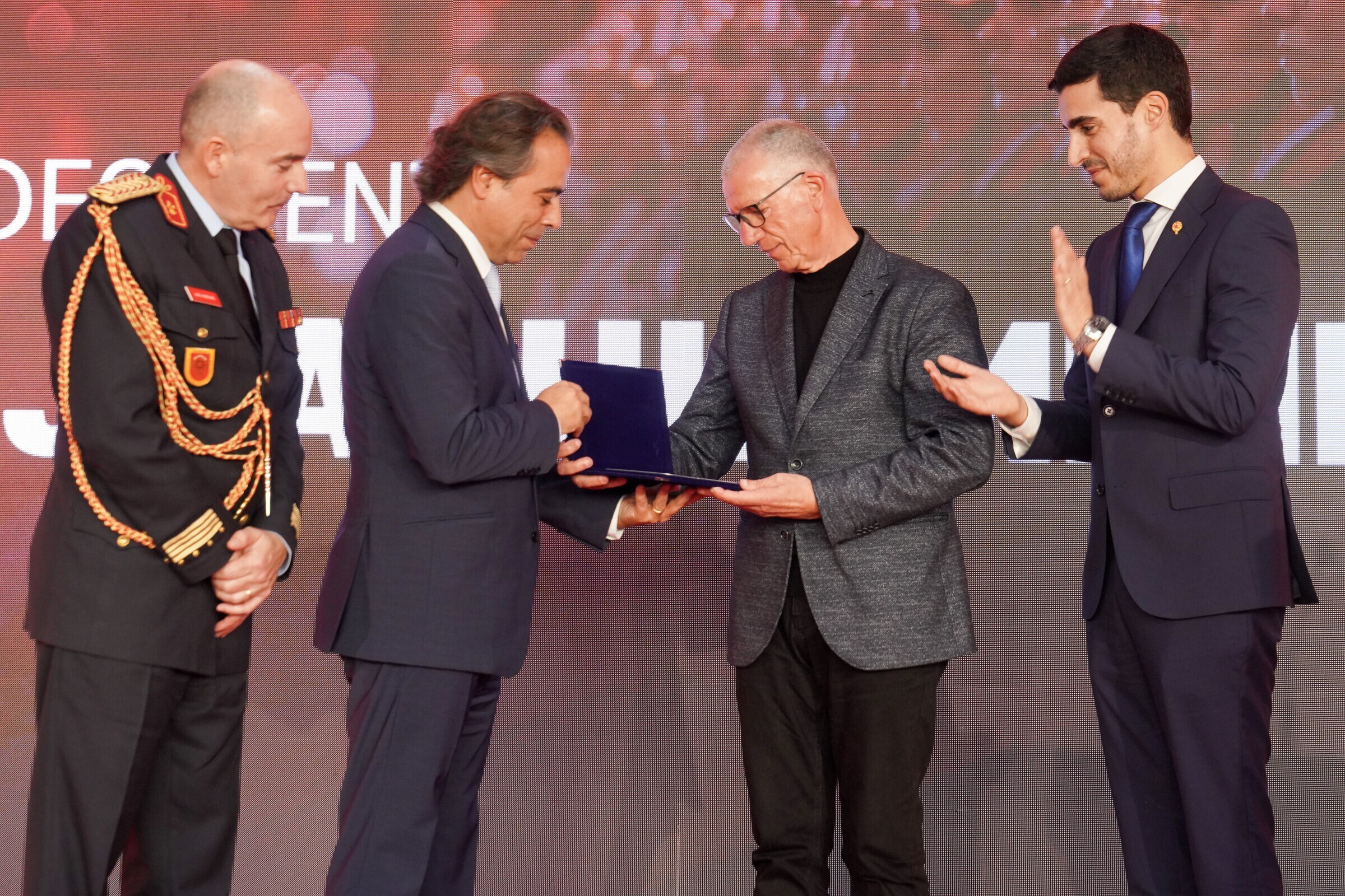 2025_12_13_bombeiros_voluntai_rios_de_guimaraies_nova_viatura_e_novos_bombeiros_cmguimaraes_paulo...