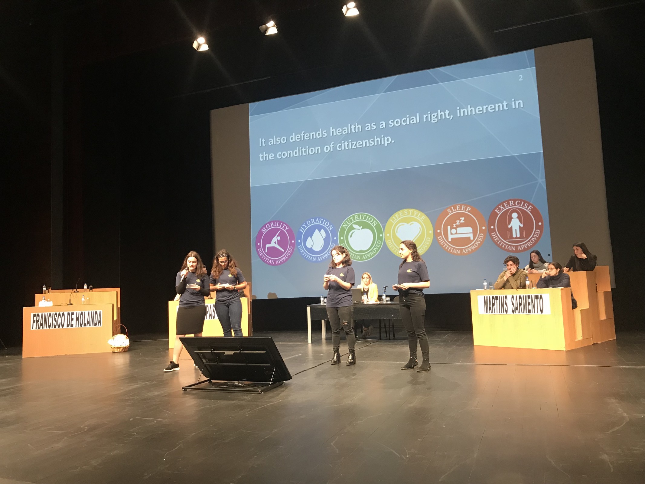 Escola Francisco de Holanda representa Guimarães no Parlamento Jovem Europeu
