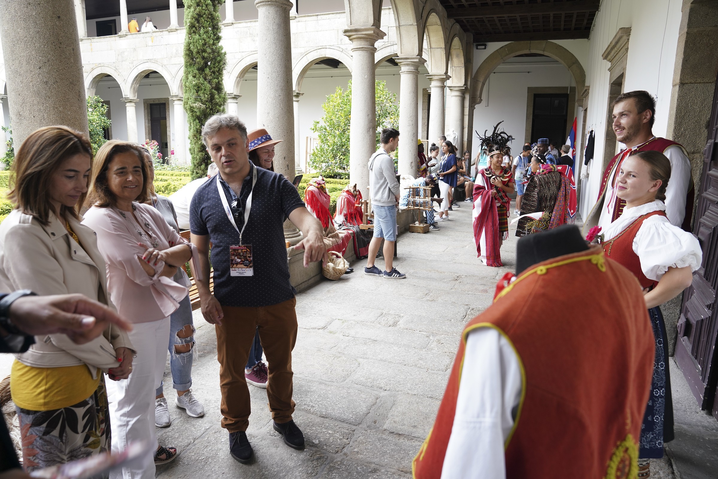 Festival internacional de folclore permite a partilha de cultura entre países em Guimarães