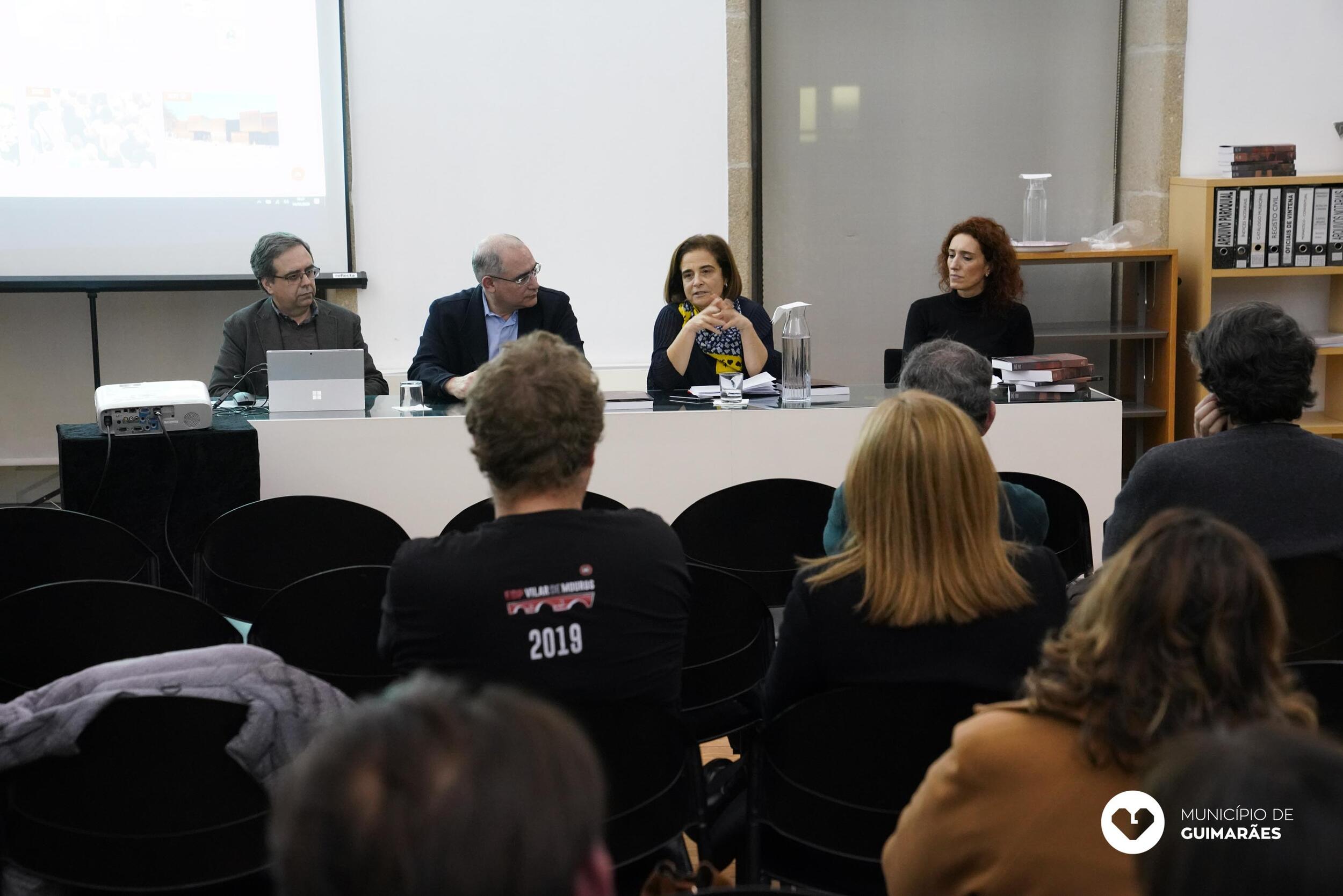 Atas do II Congresso Internacional de Guimarães disponíveis para consulta