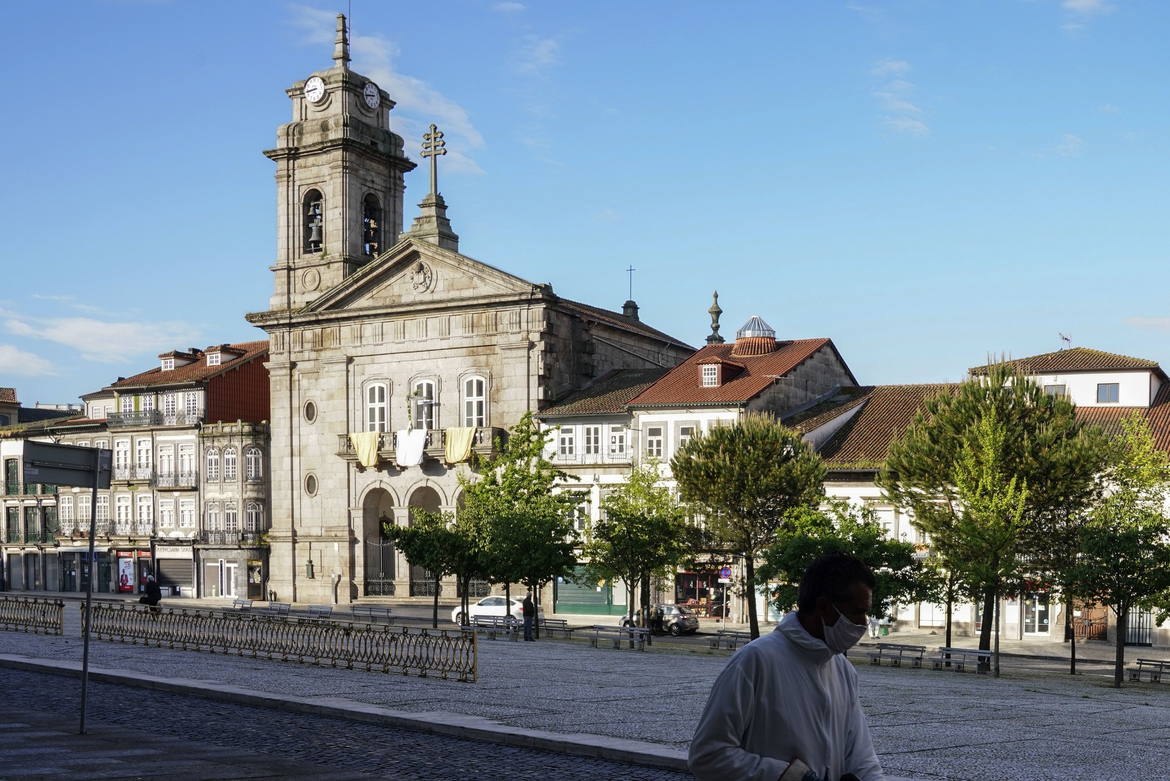 Câmara distribui 200 mil máscaras pelo concelho de Guimarães