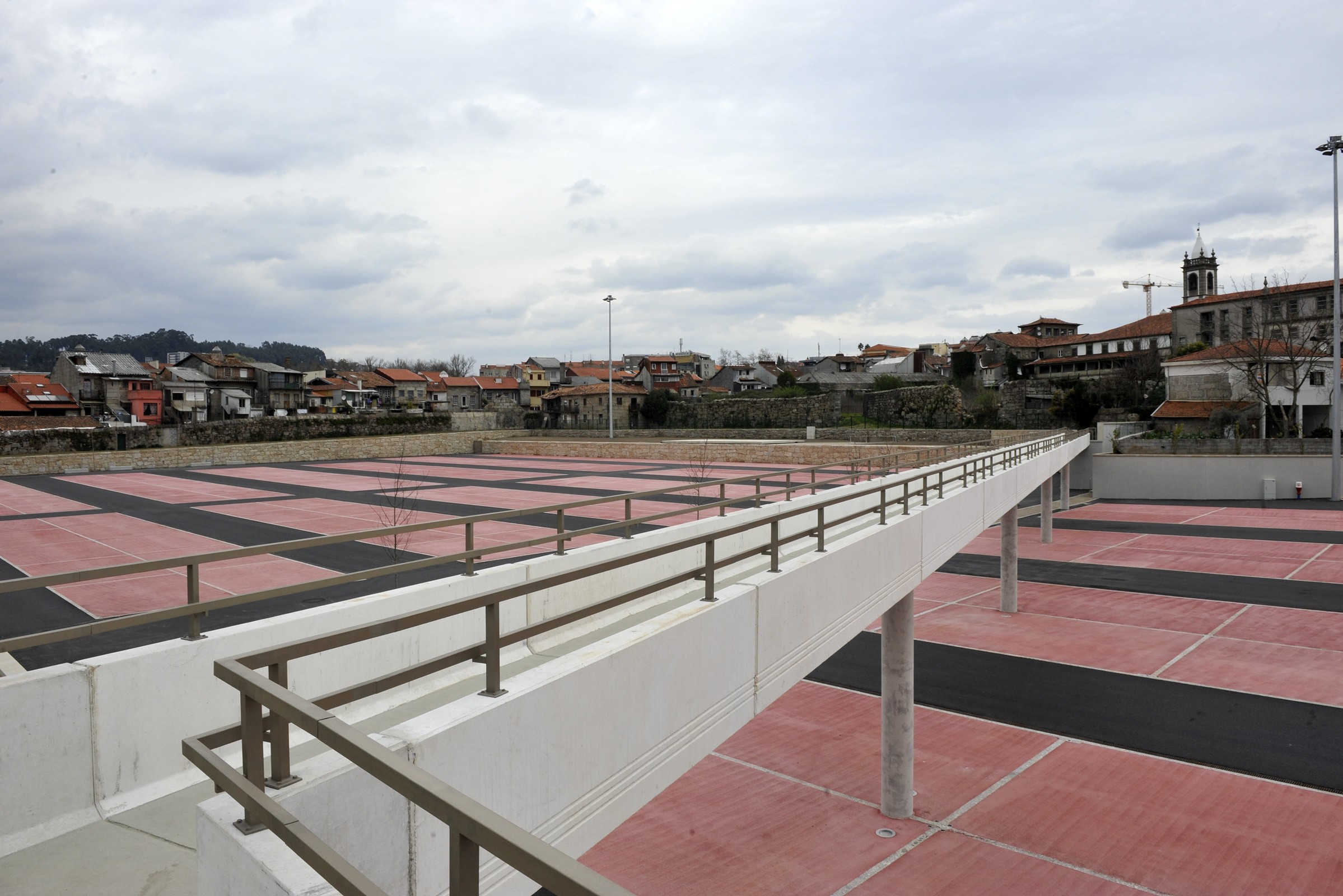 Reabertura da Feira Municipal de Guimarães com medidas de prevenção