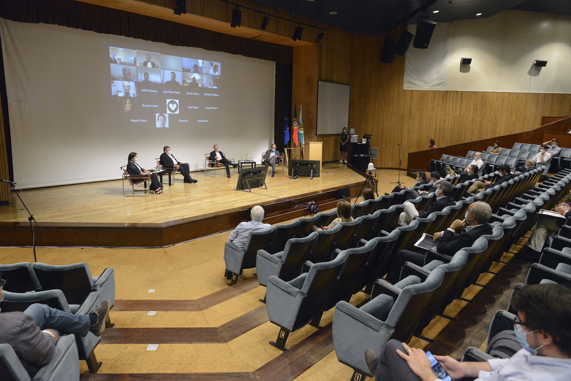 Conselho Consultivo para a Economia debate processo de transição económica 