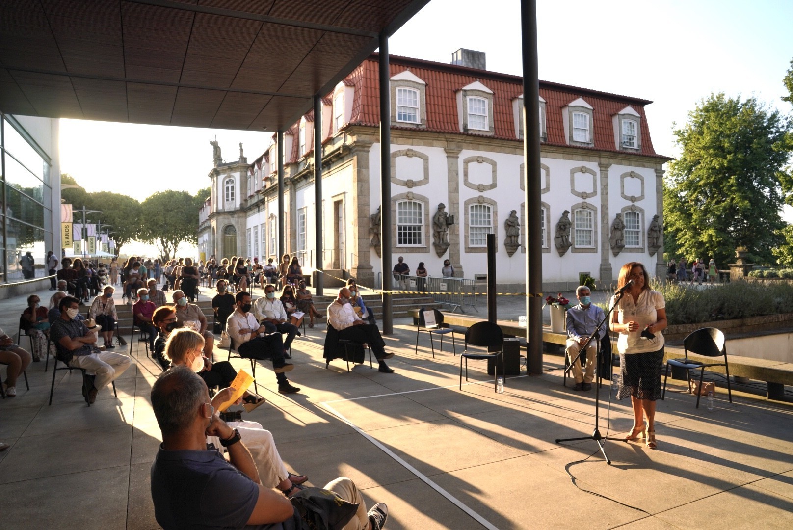 Bienal de Arte Têxtil apresenta-se em Guimarães com um espírito de resiliência