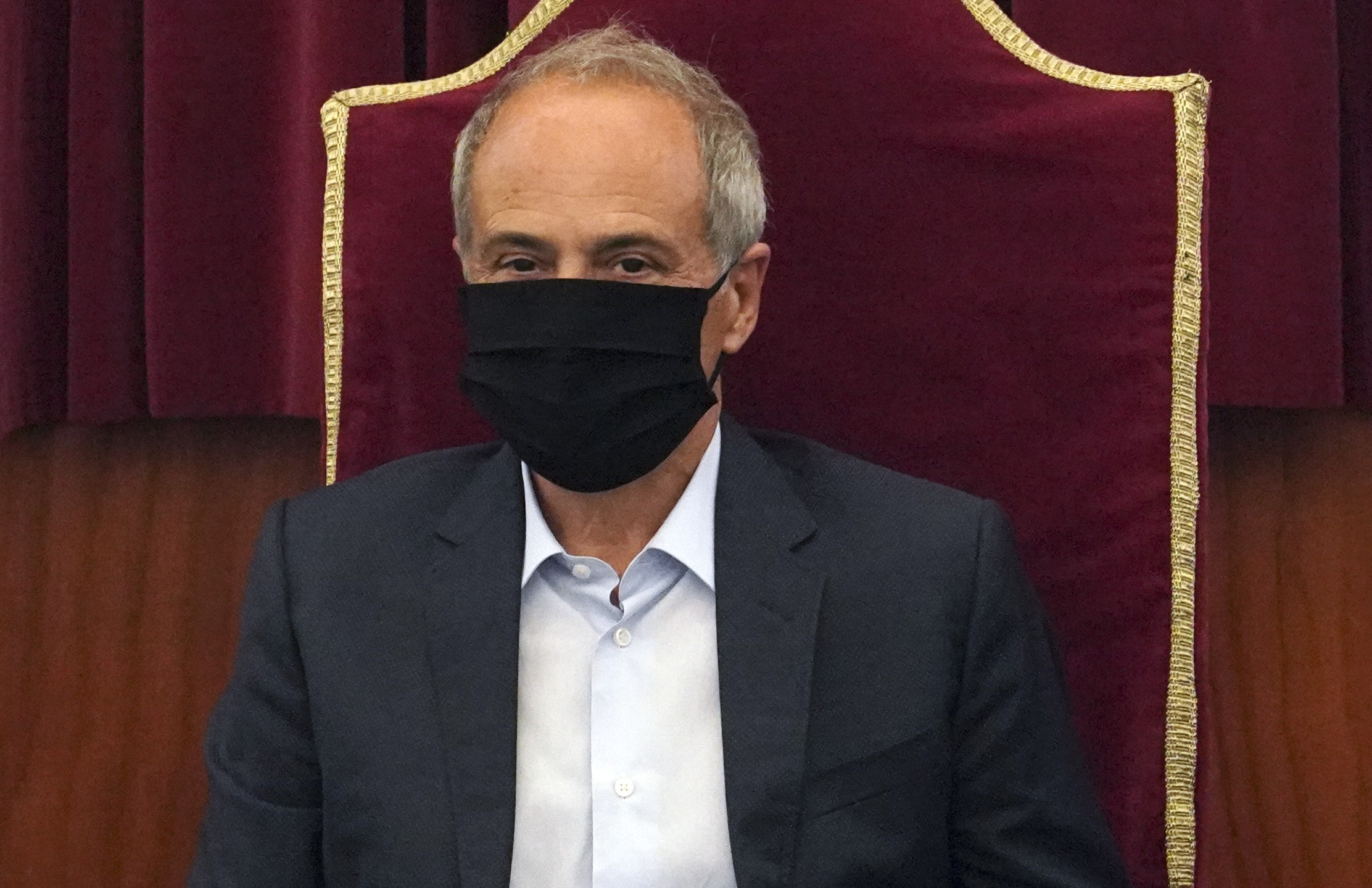 Presidente da Câmara de Guimarães testou negativo à COVID-19