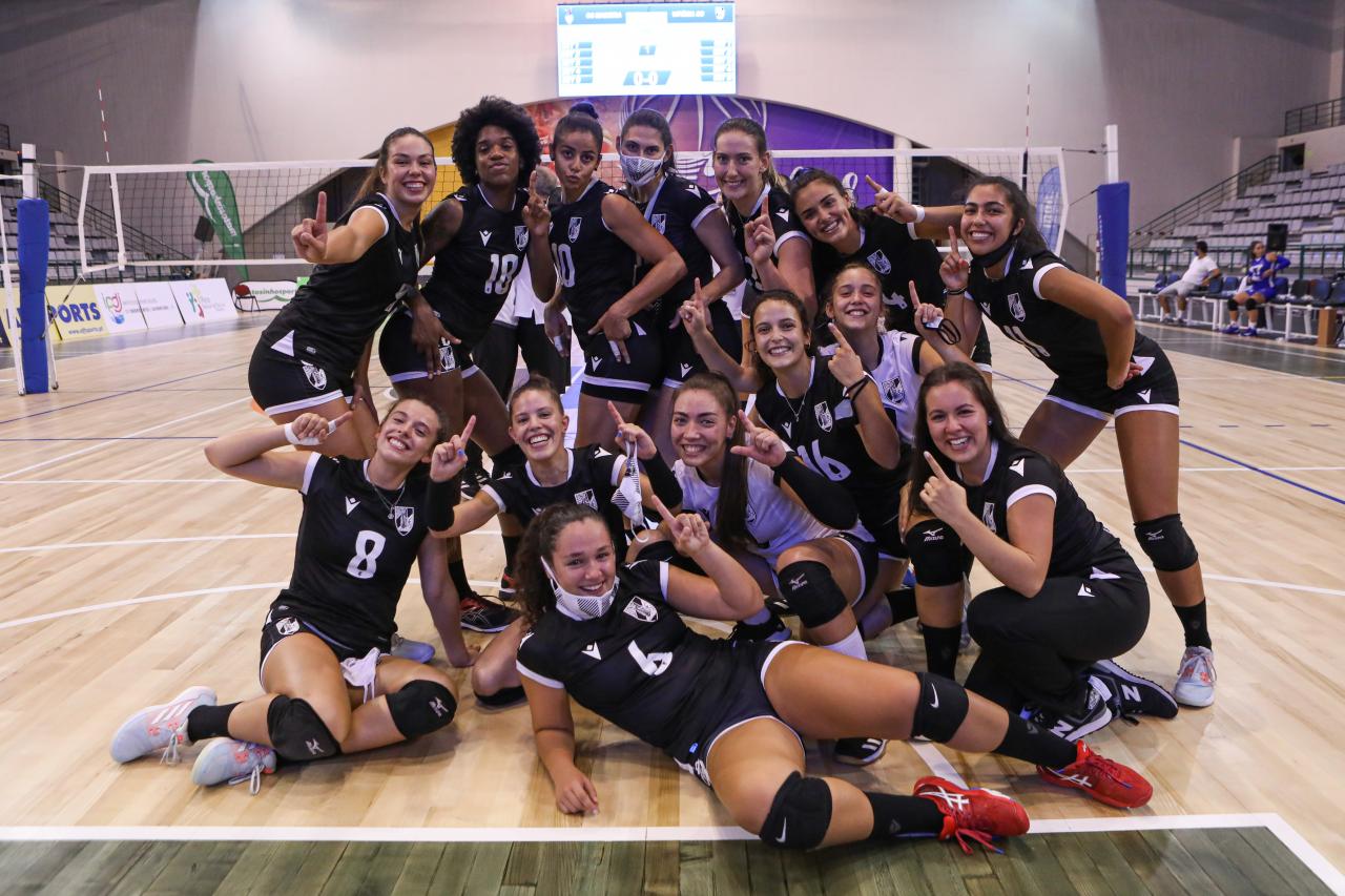 Presidente da Câmara felicita Vitória SC pela promoção da equipa feminina de voleibol