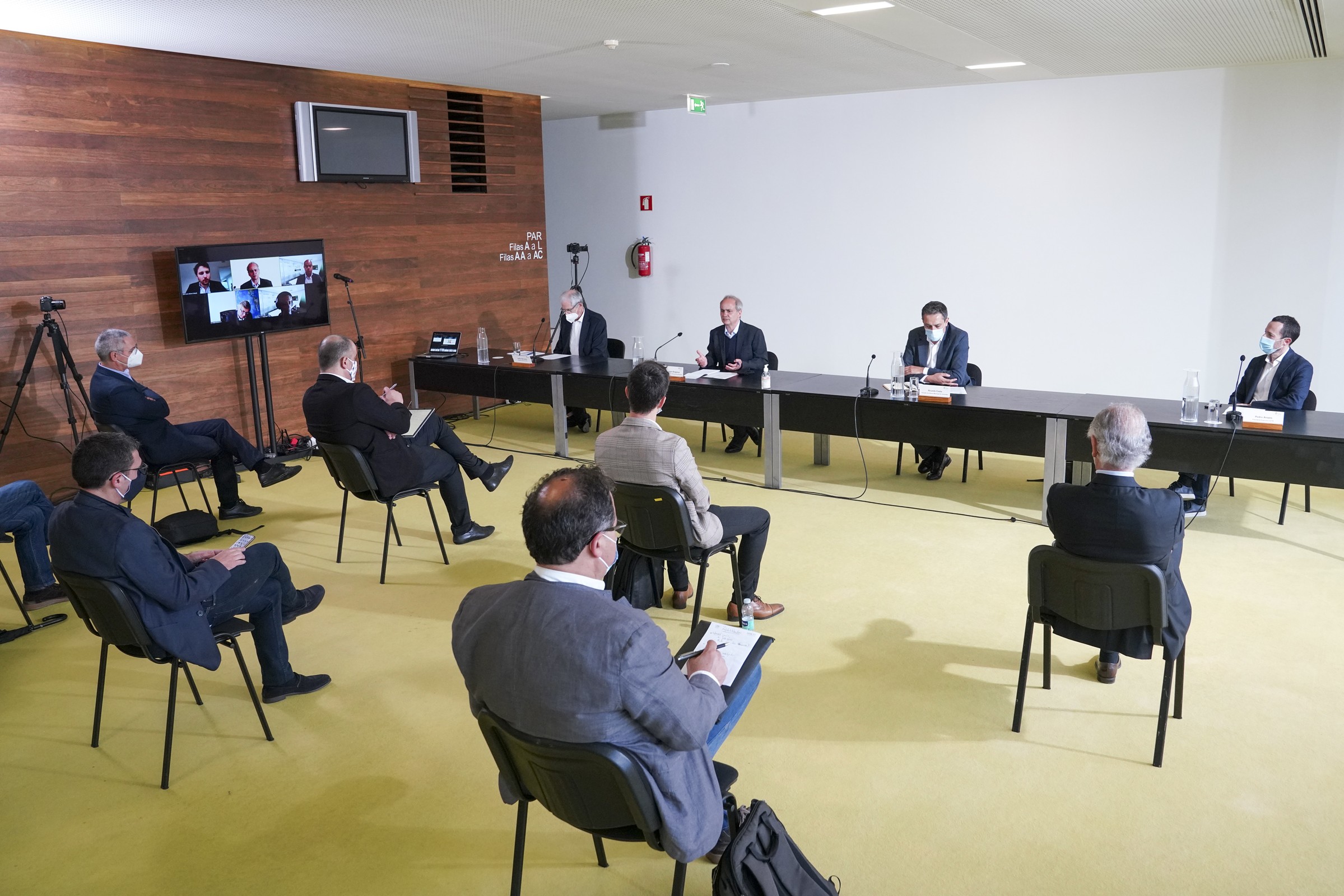 Domingos Bragança reuniu esta manhã com os empresários dos Projetos Colaborativos