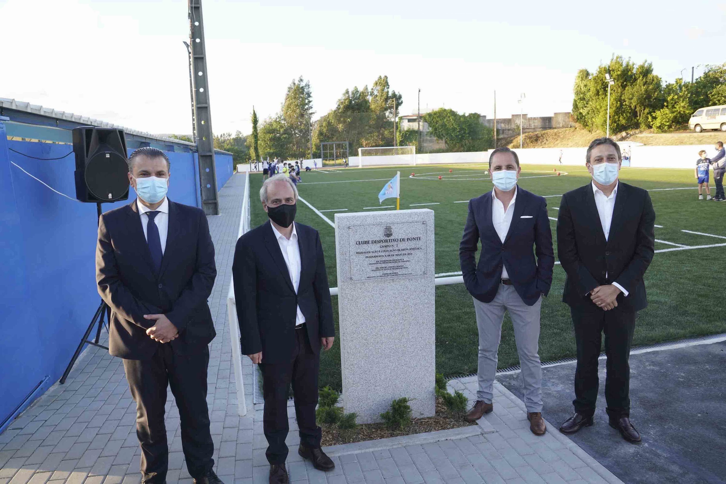 Clube Desportivo de Ponte inaugura sintético para atividades da formação