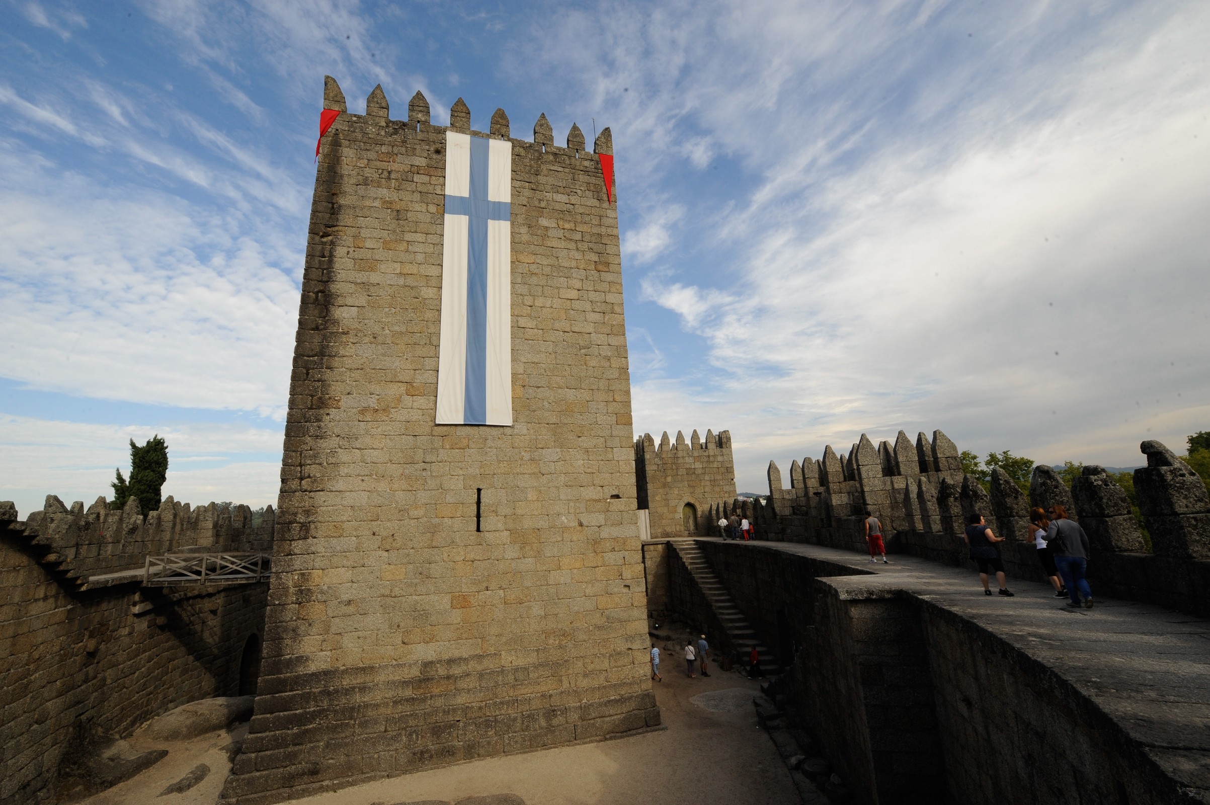 Presidente da República recebe medalha em Guimarães no “24 de Junho – DIA UM DE PORTUGAL”