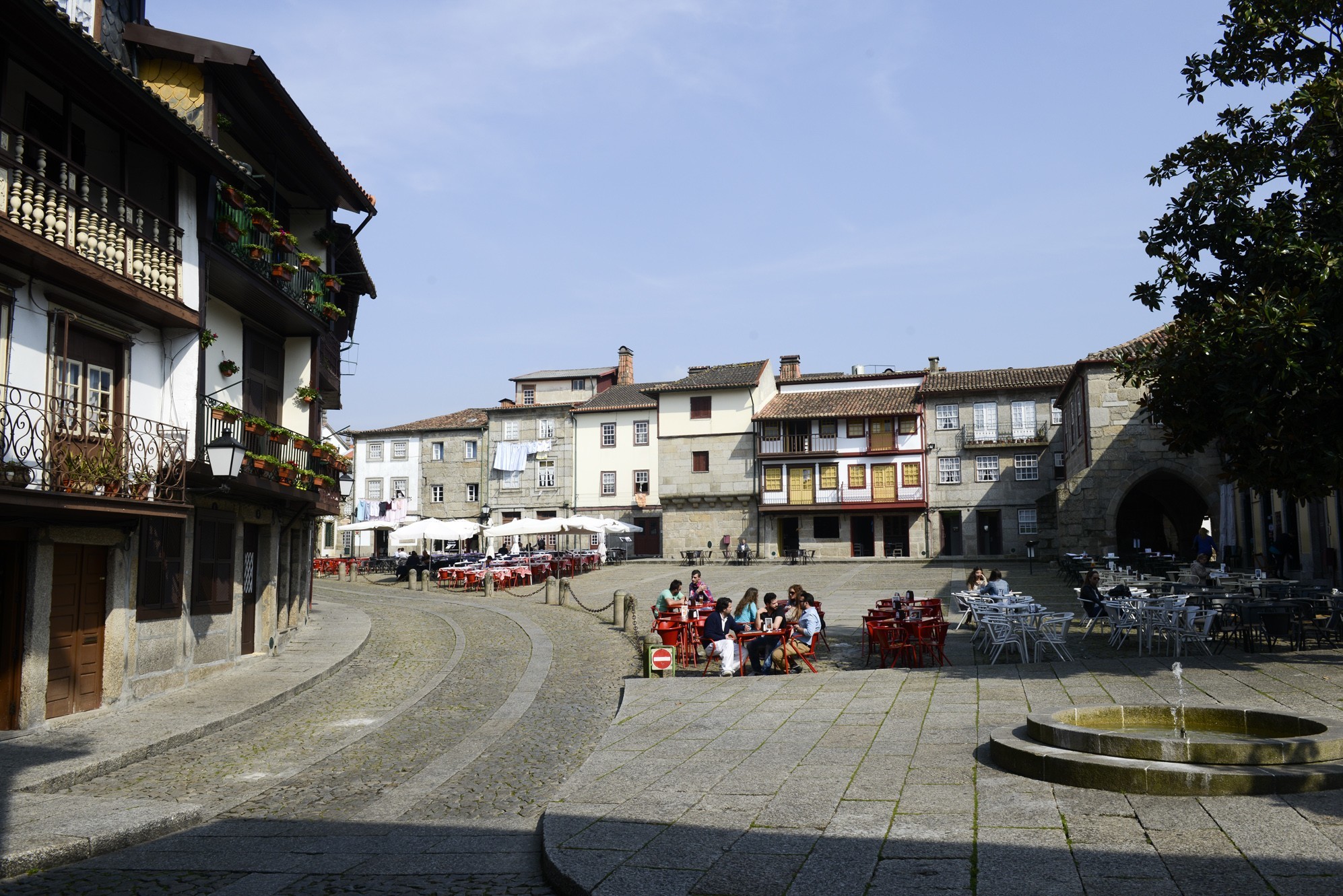 Câmara Municipal de Guimarães reforça fiscalização no Centro Histórico