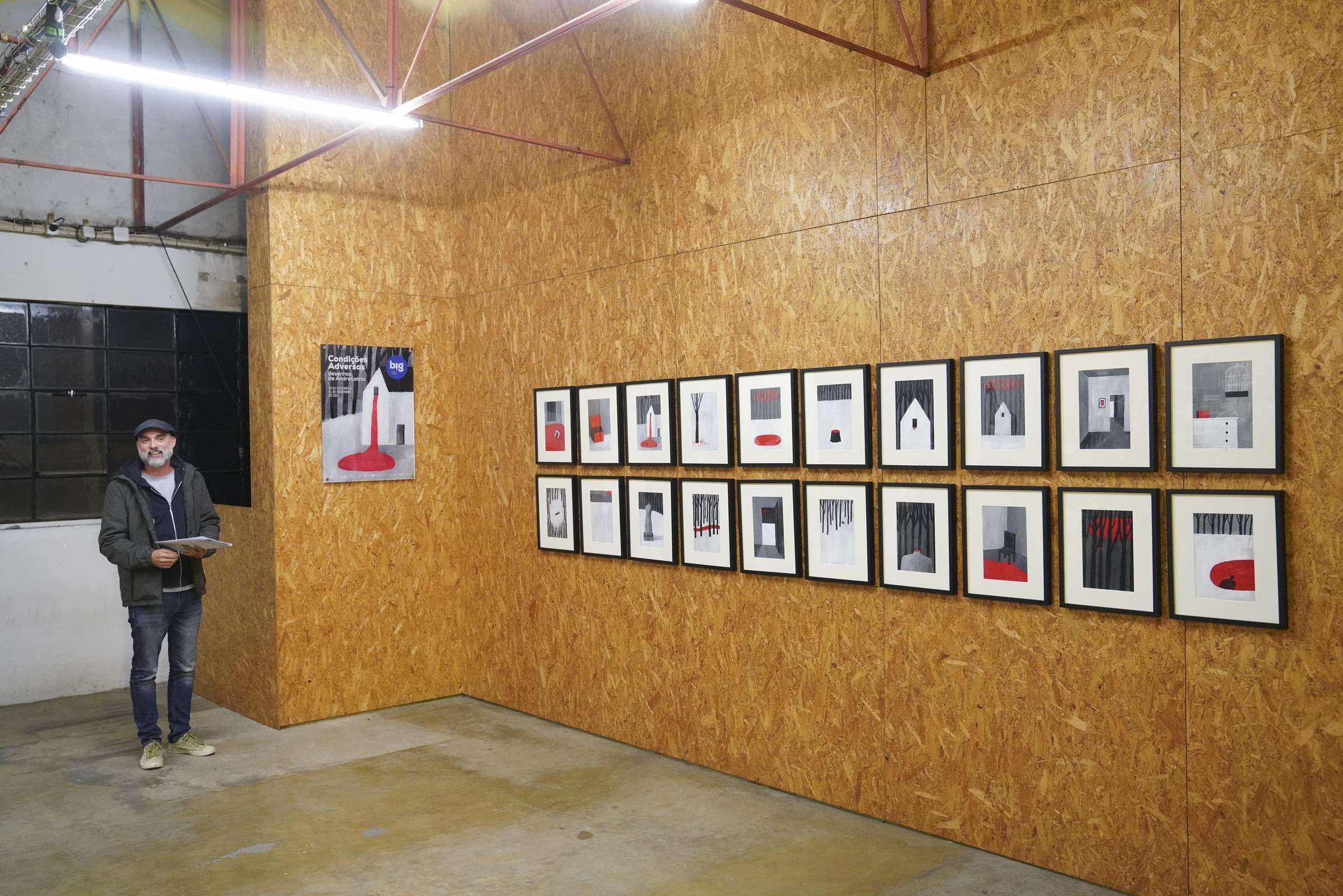 Exposição “Condições Adversas” inaugurada no âmbito da Bienal de Ilustração de Guimarães