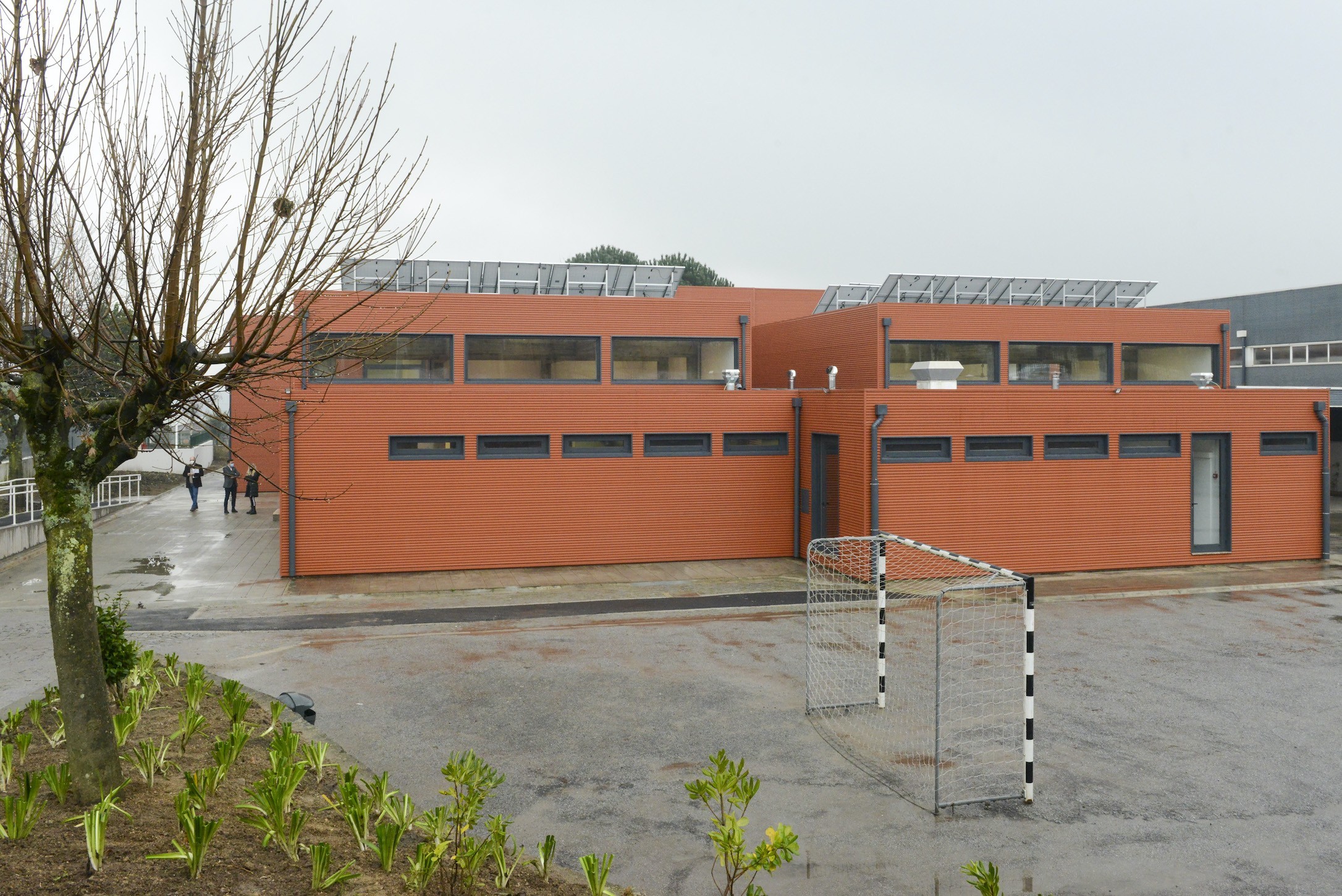Escola de Casais em Brito com condições de excelência para receber alunos