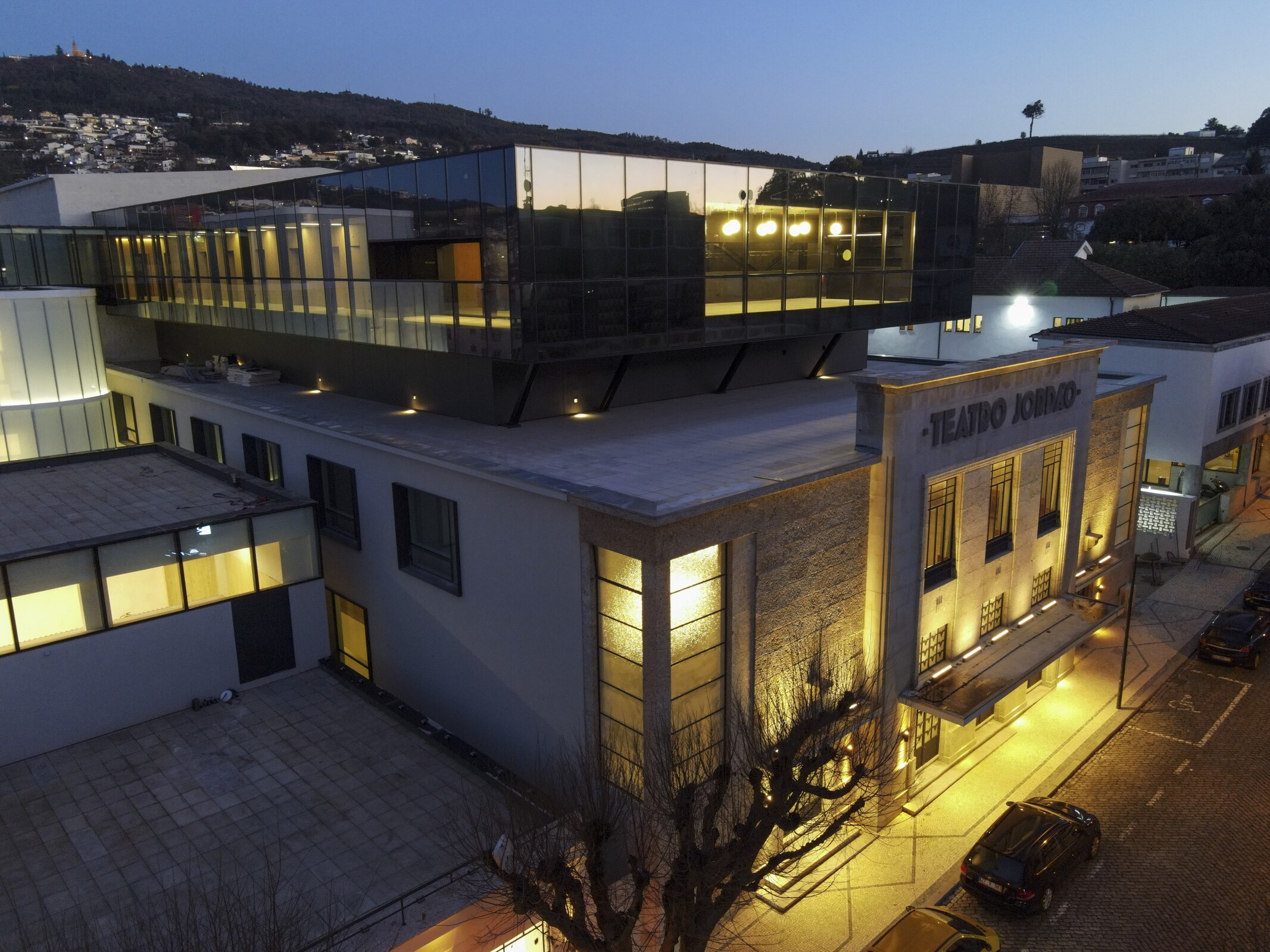 Inauguração do Teatro Jordão e Garagem Avenida