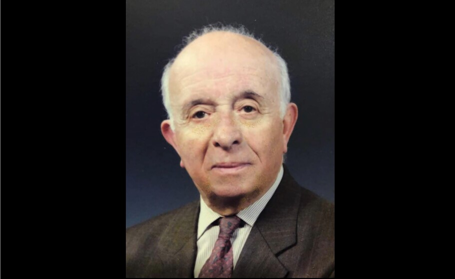 Presidente da Câmara apresenta condolências pelo falecimento de Manuel Ferreira que faleceu aos 1...