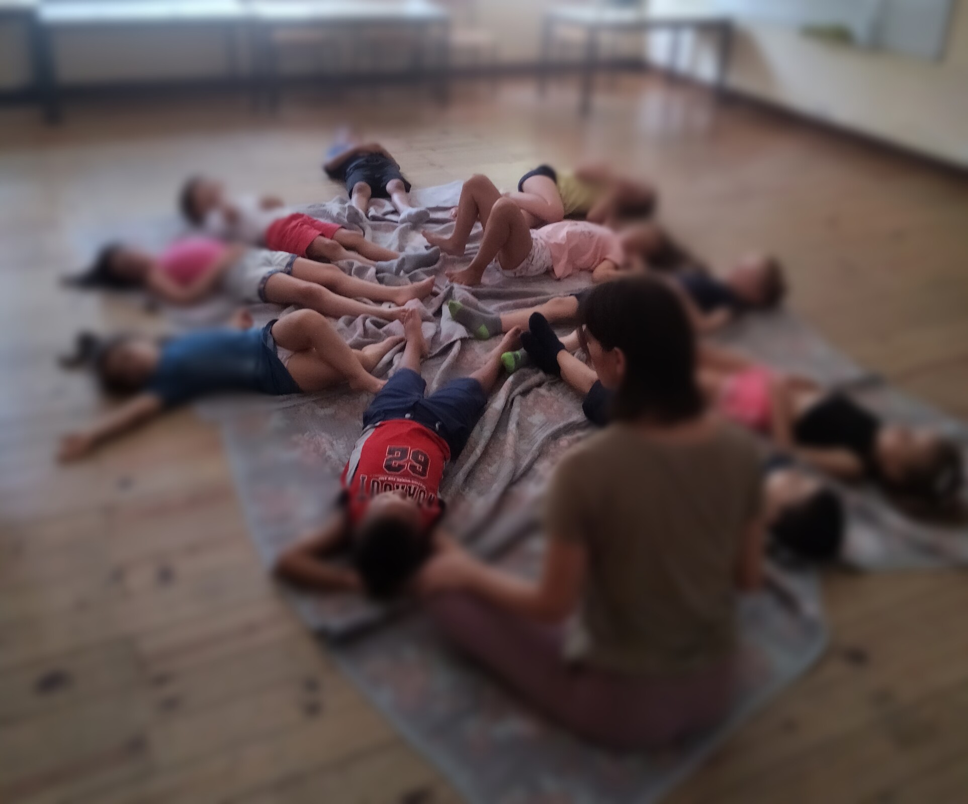 Escola Básica de Mascotelos recebe atividade “Yoga para Crianças”