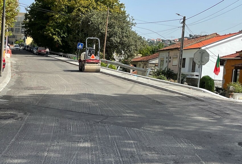 Reabertura ao trânsito da Rua Padre António Caldas com caráter provisório