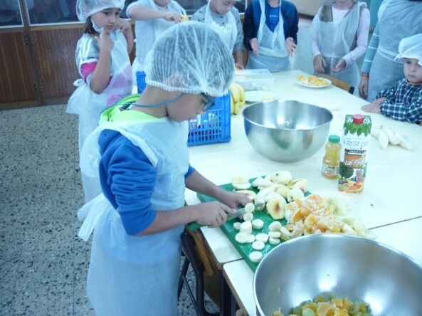 Distribuição de fruta e hortícolas nos Jardins de Infância e Escolas do 1.º Ciclo