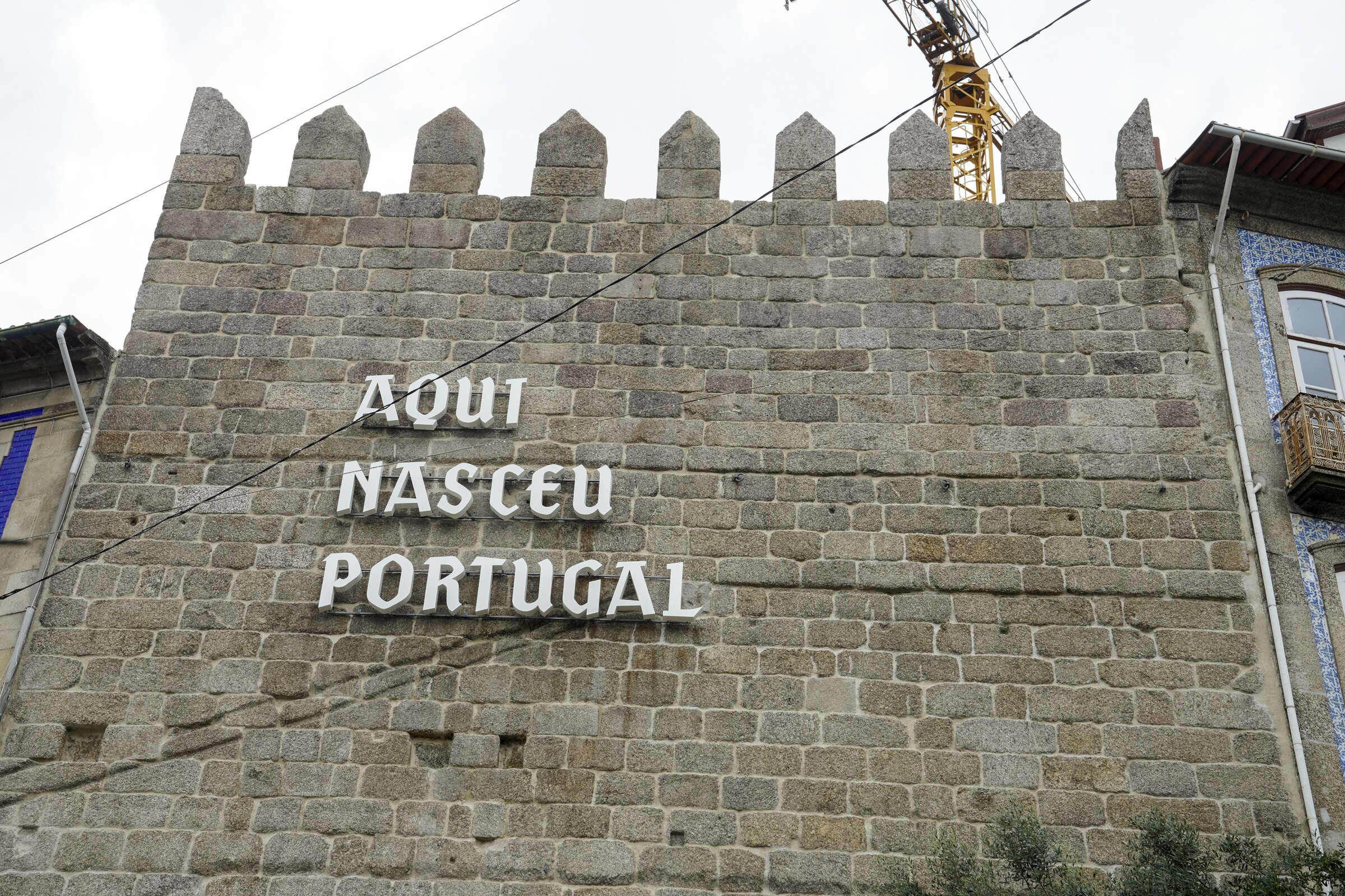 Reabilitação da Torre da Alfândega ainda não está terminada