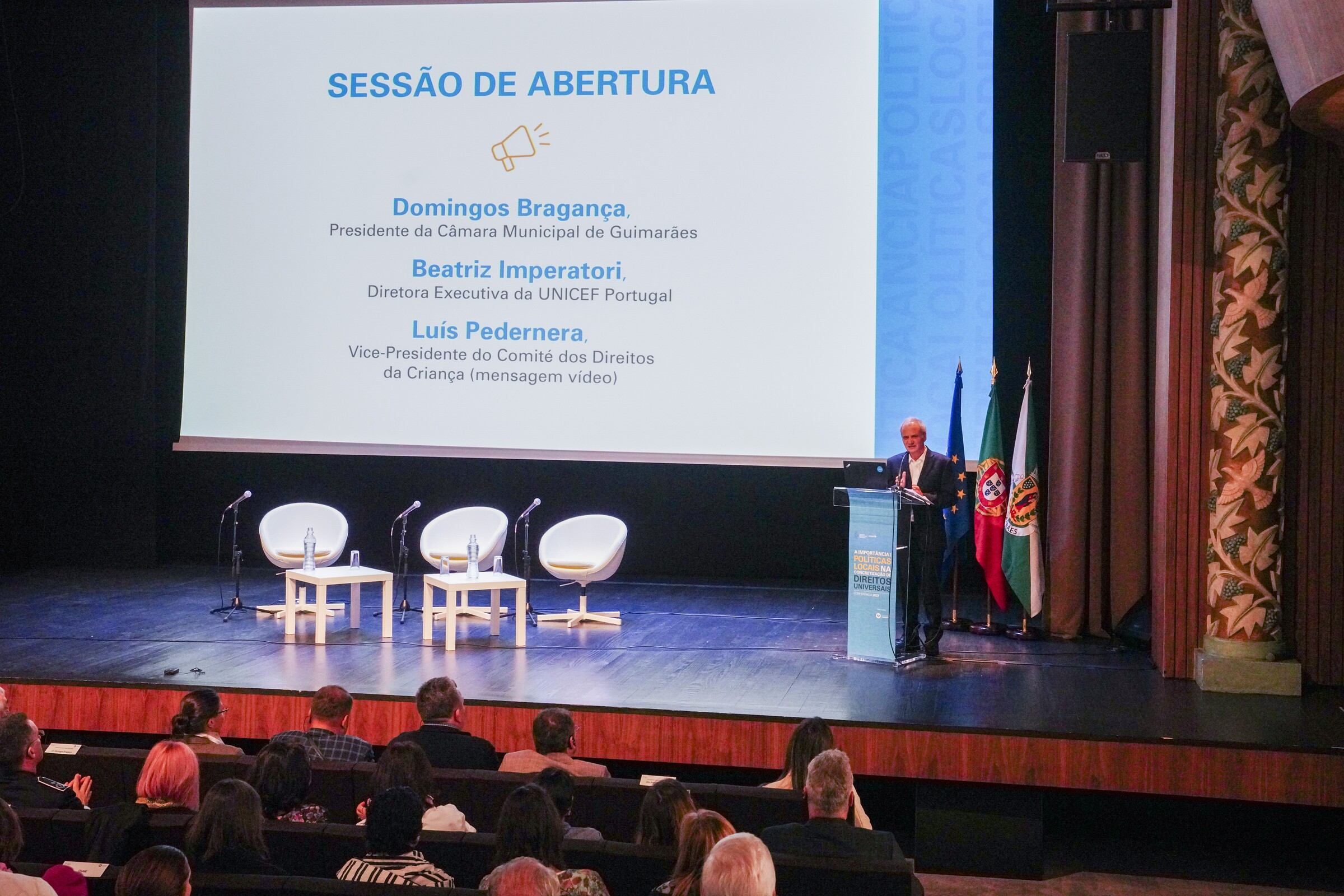 Importância das políticas locais na concretização dos Direitos Universais das crianças debatida e...