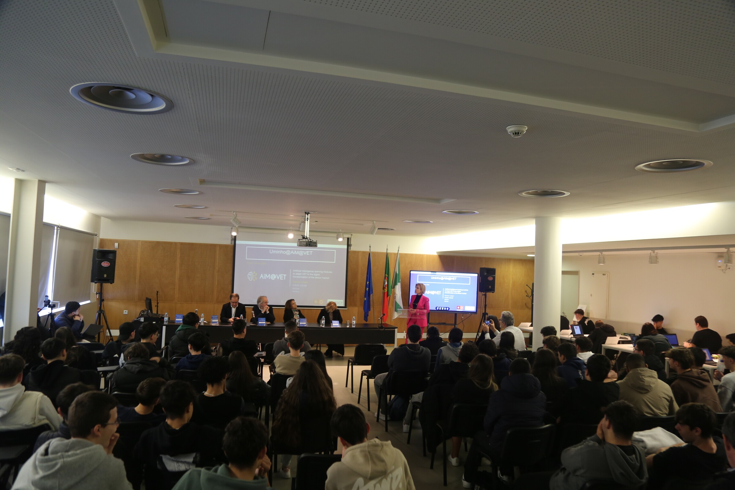Projeto Erasmus+ de Inteligência Artificial e Formação Profissional prepara alunos para o futuro ...