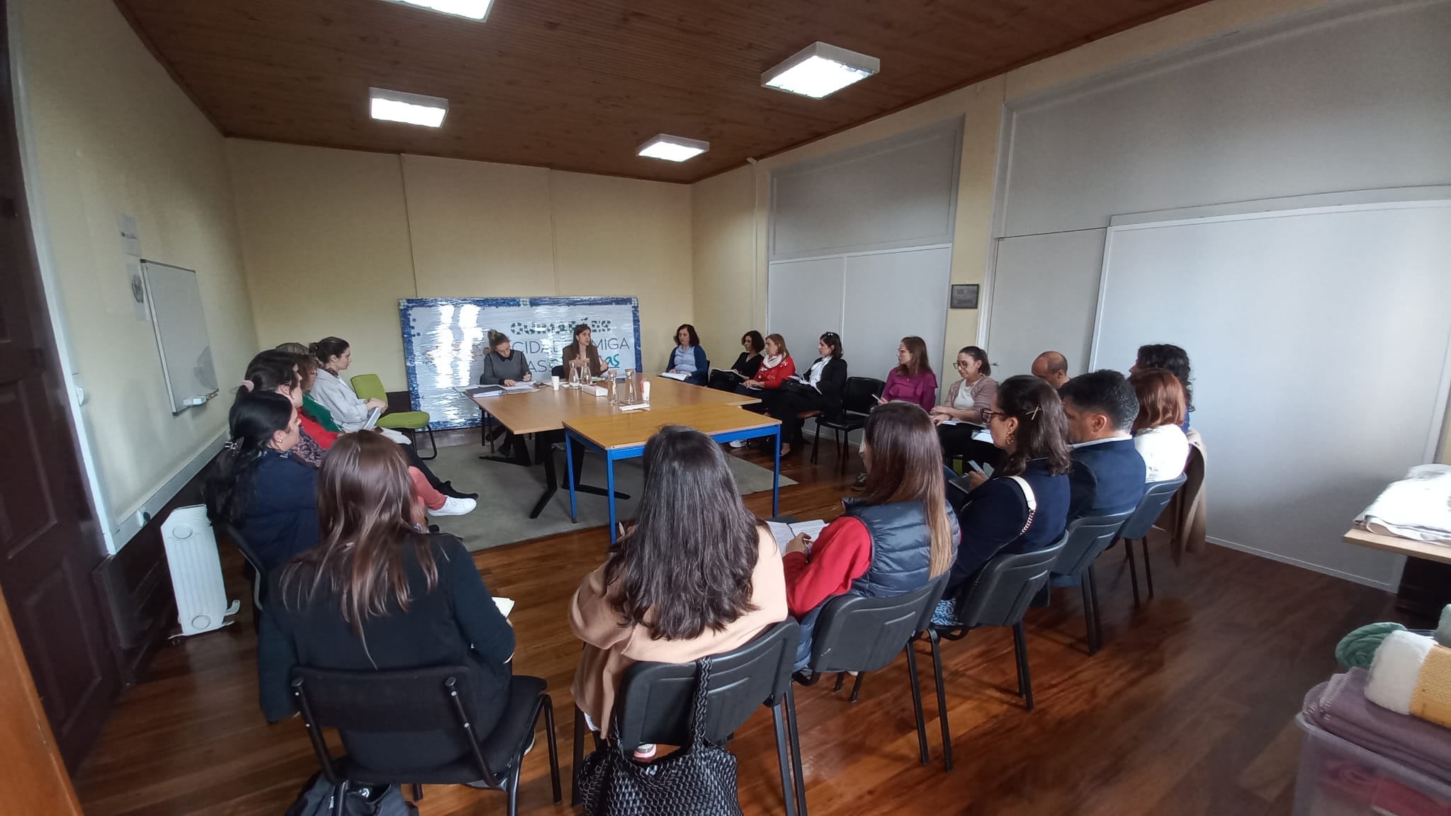 Guimarães Concelho Cuidador: Reunião Estratégica para o Bem-Estar dos Cuidadores Informais