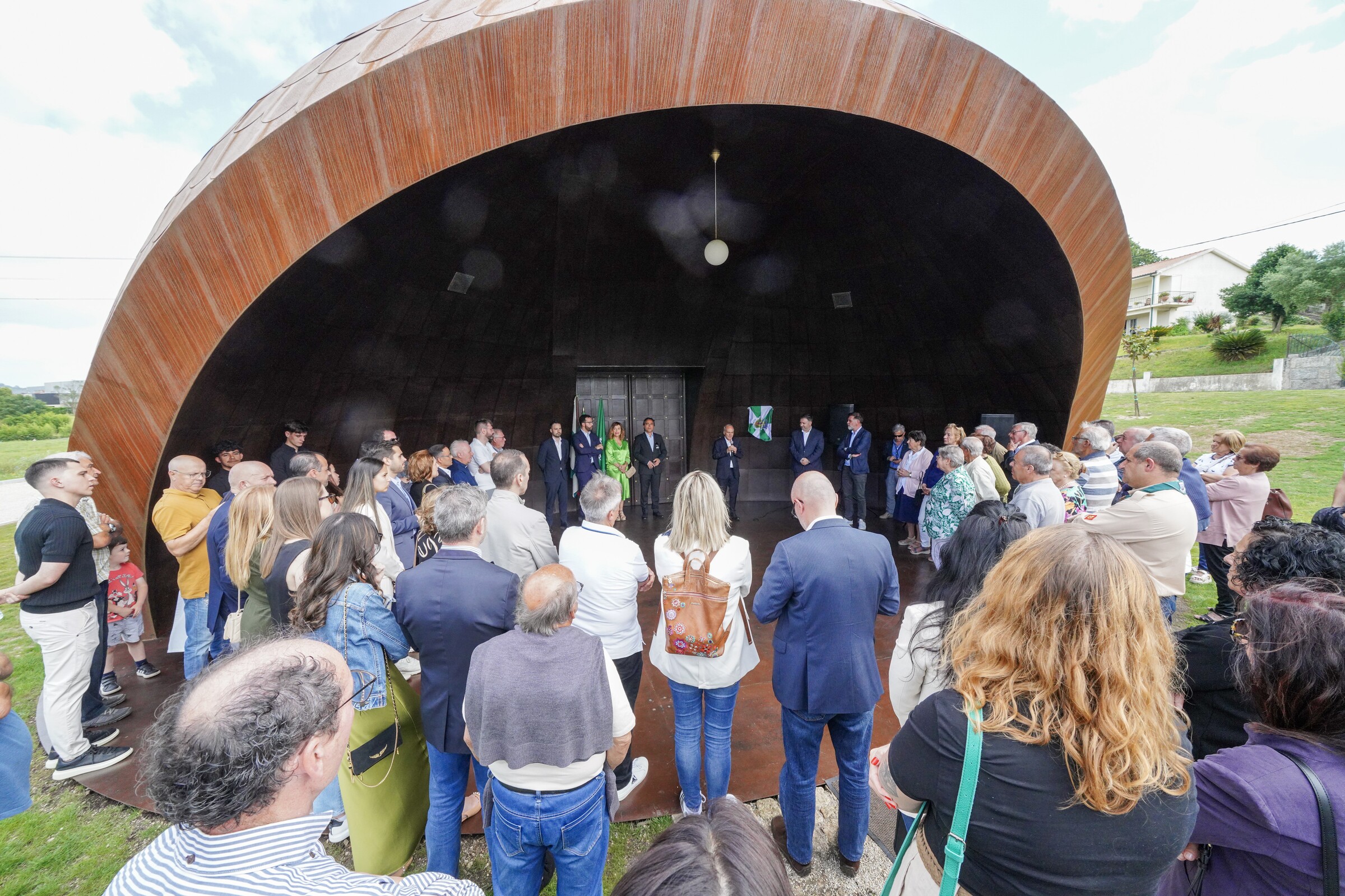 Inaugurada a Casa Mortuária de Sande Vila Nova
