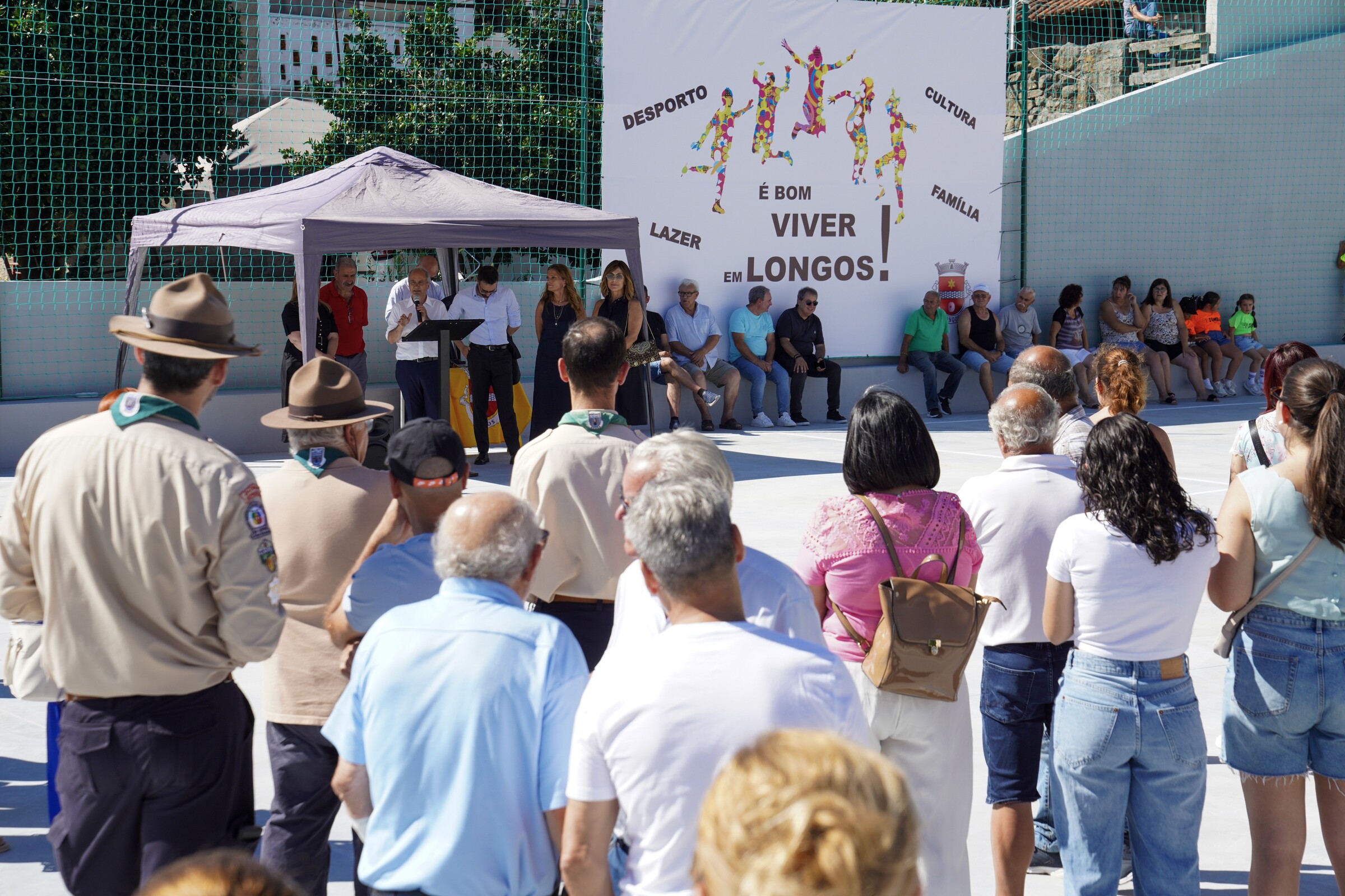 Inaugurada a reabilitação do Ringue da Murteira em Longos