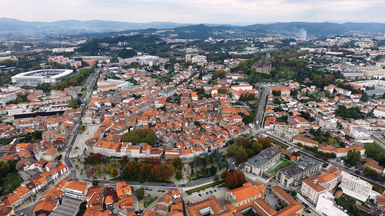 Abertura de discussão pública de Proposta de Contrato para Planeamento - Expansão do Parque Indus...