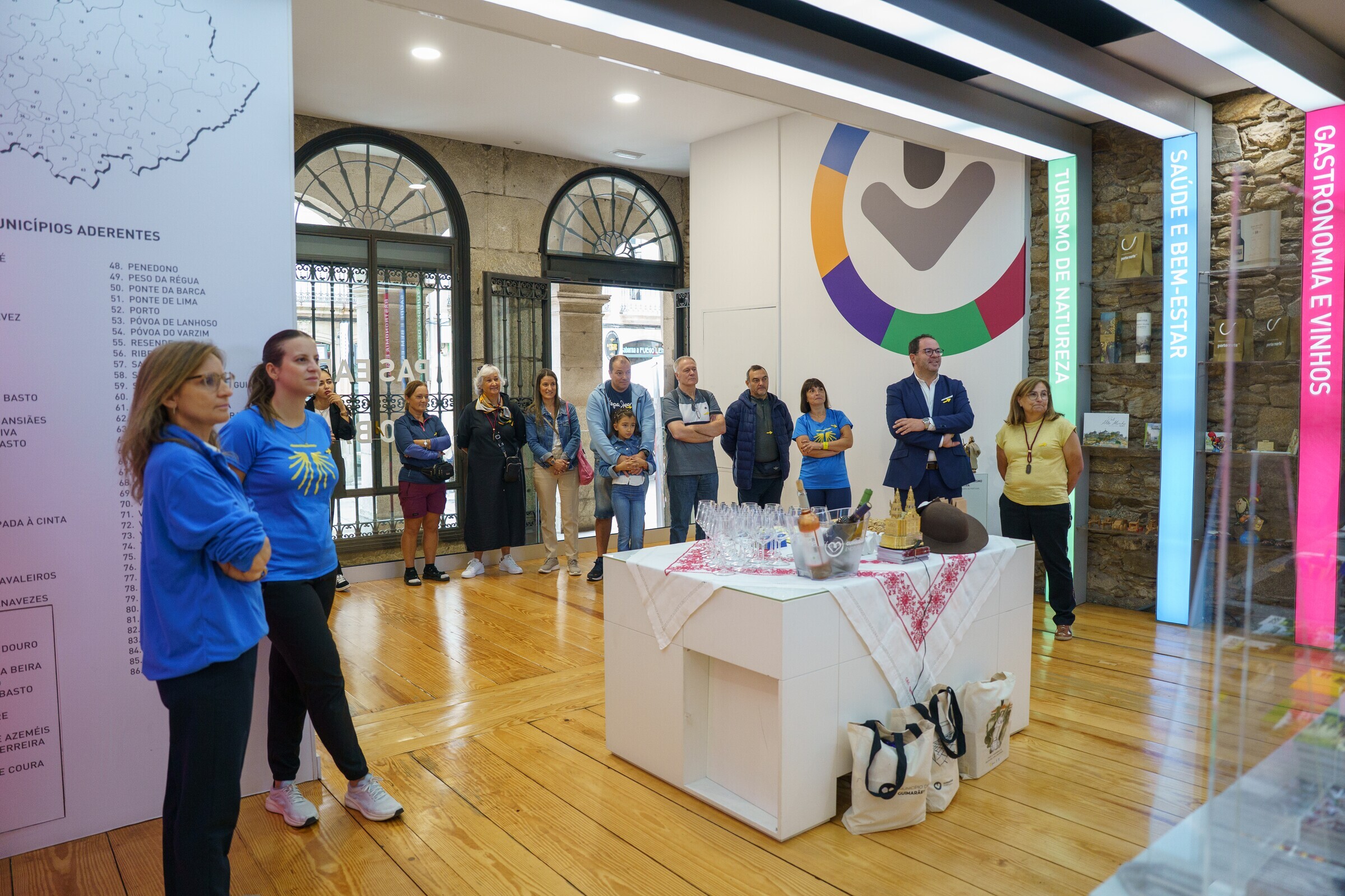 Guimarães reforça promoção do Caminho de Torres em Santiago de Compostela
